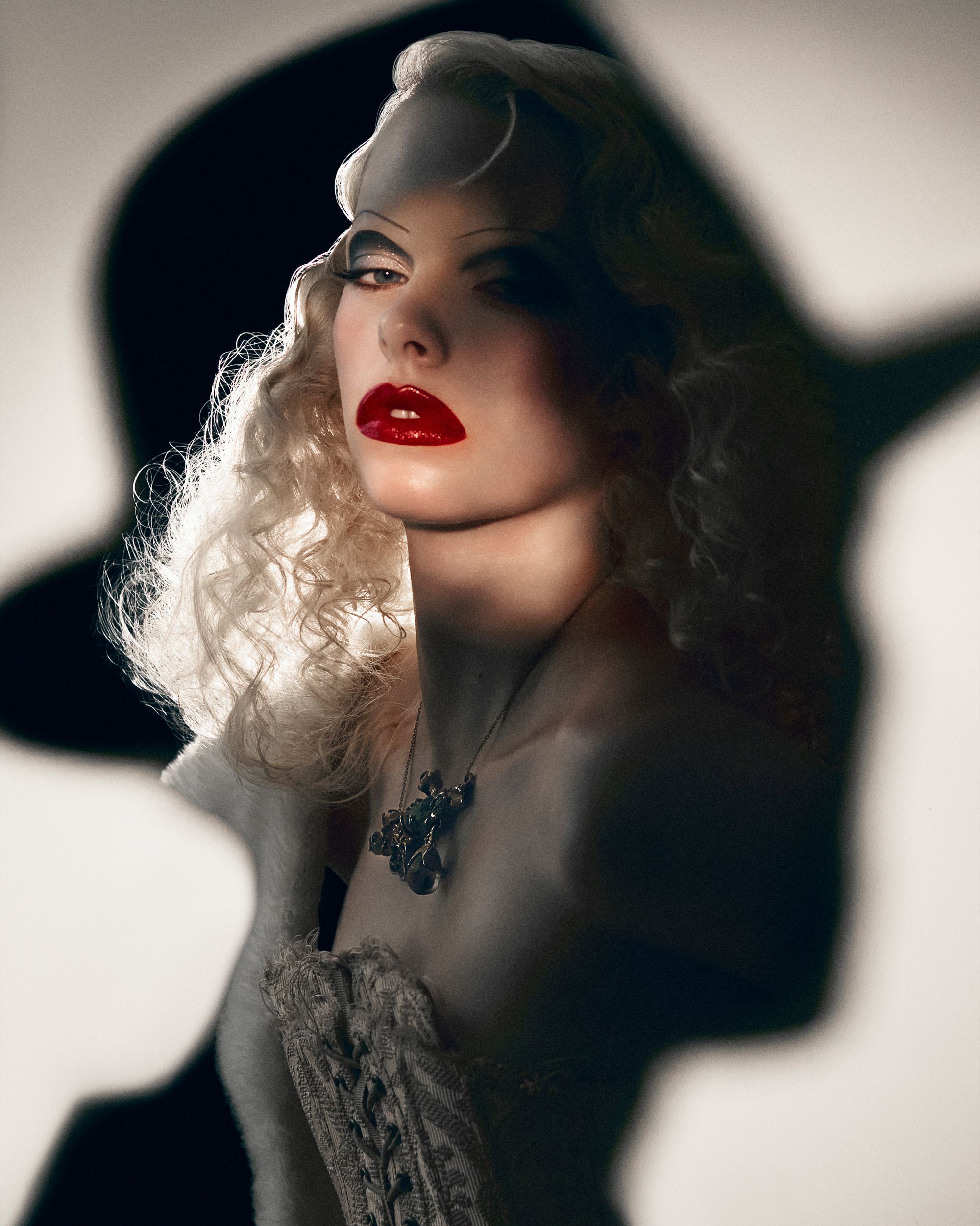 Gilded Silence — PAP Magazine editorial