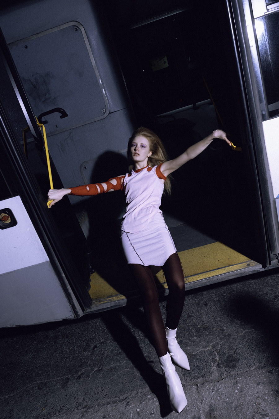 NEW IN TOWN, COME AROUND — Look 7