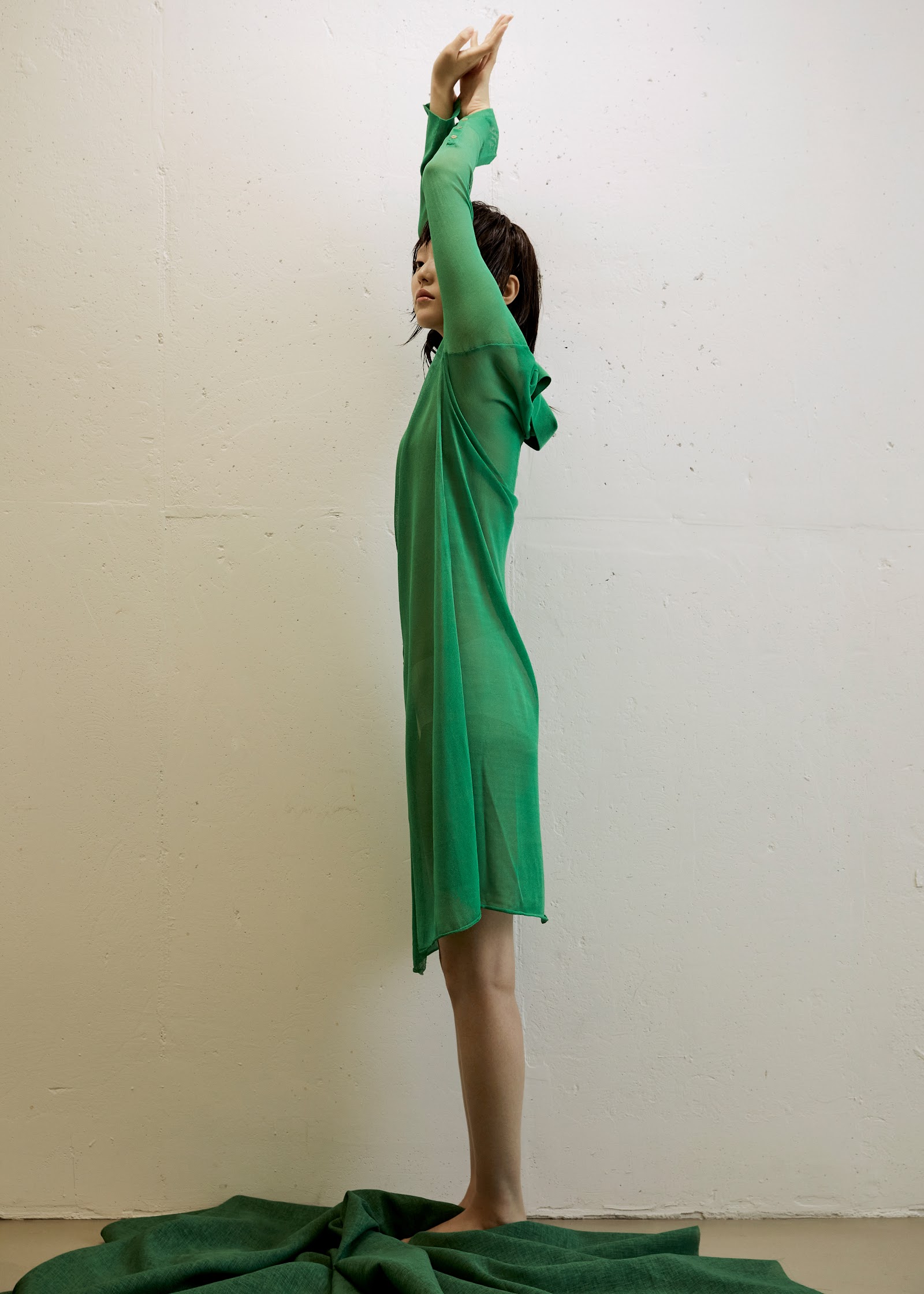 ORANGE BALANCE — Look 5