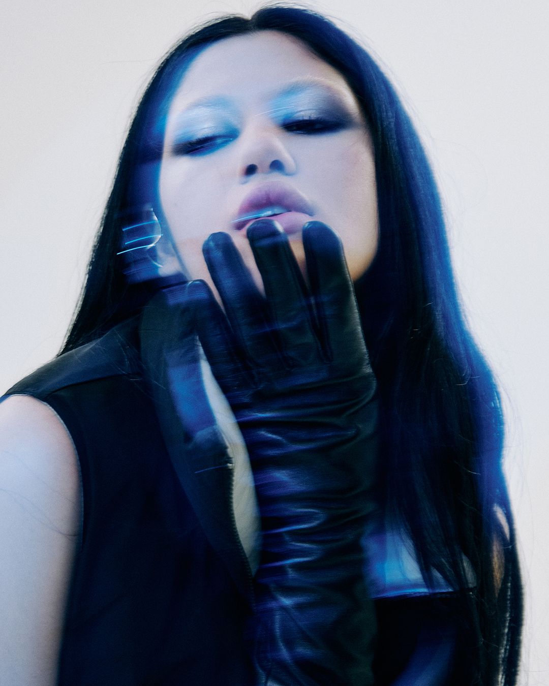 HER NAME IS BRUNA — Look 4