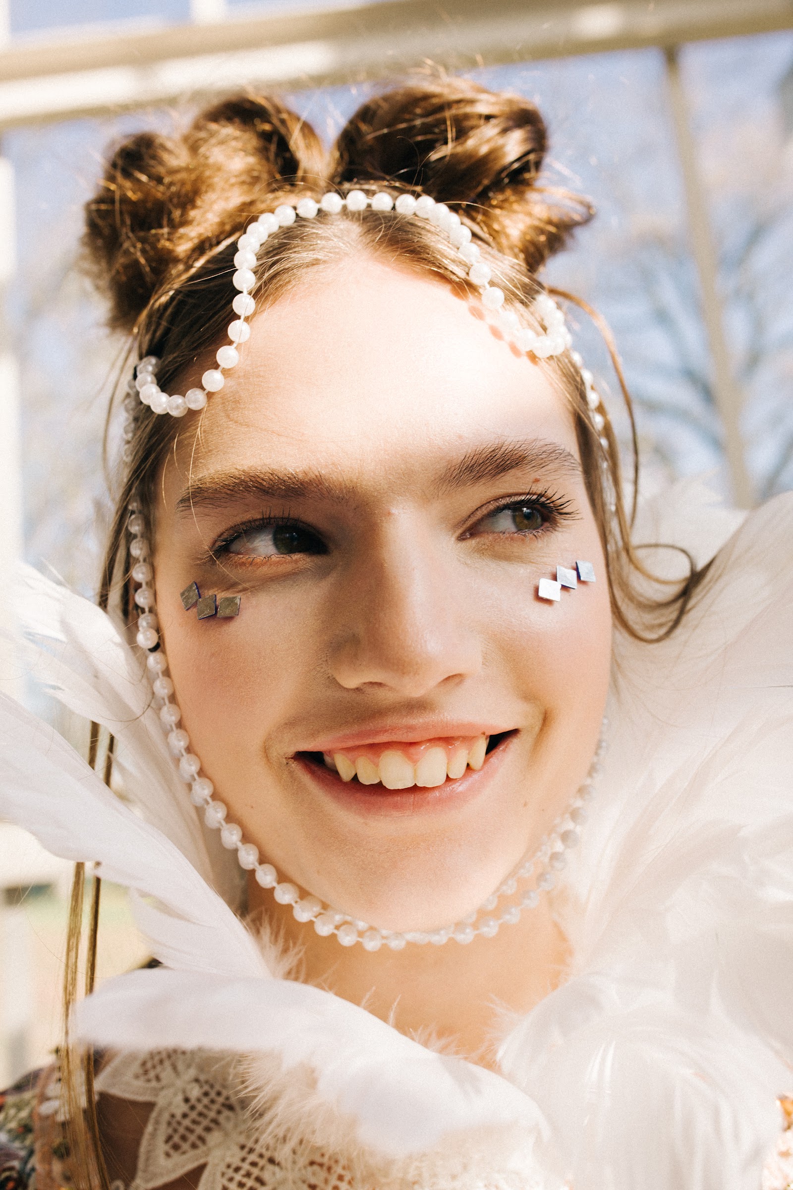 BACK TO VICTORIA AGE — Look 3