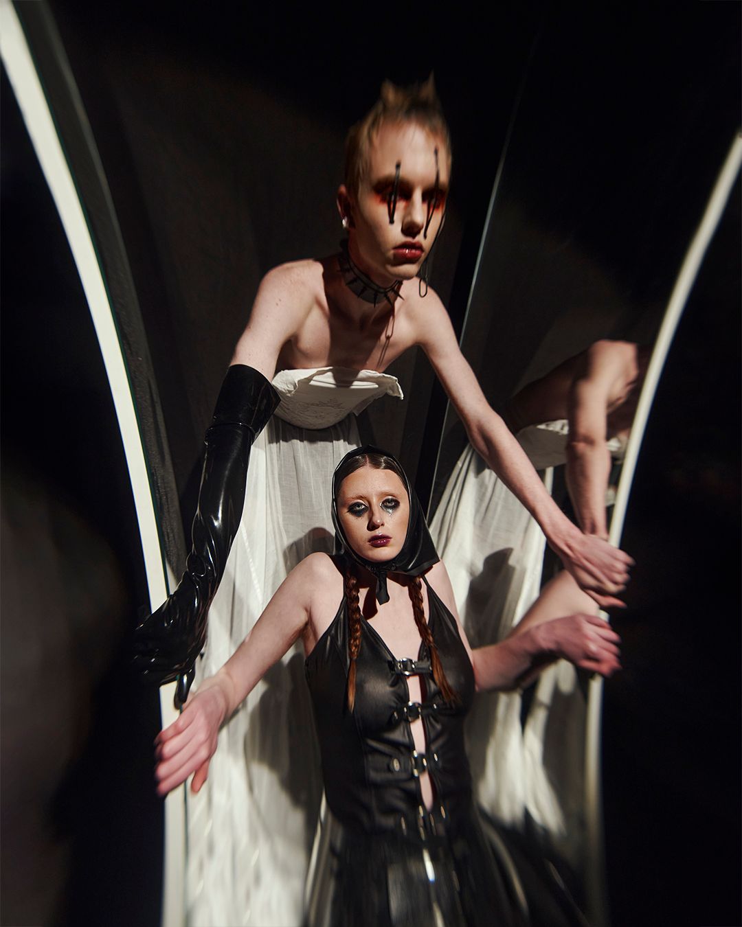 Entanglement — Look 5