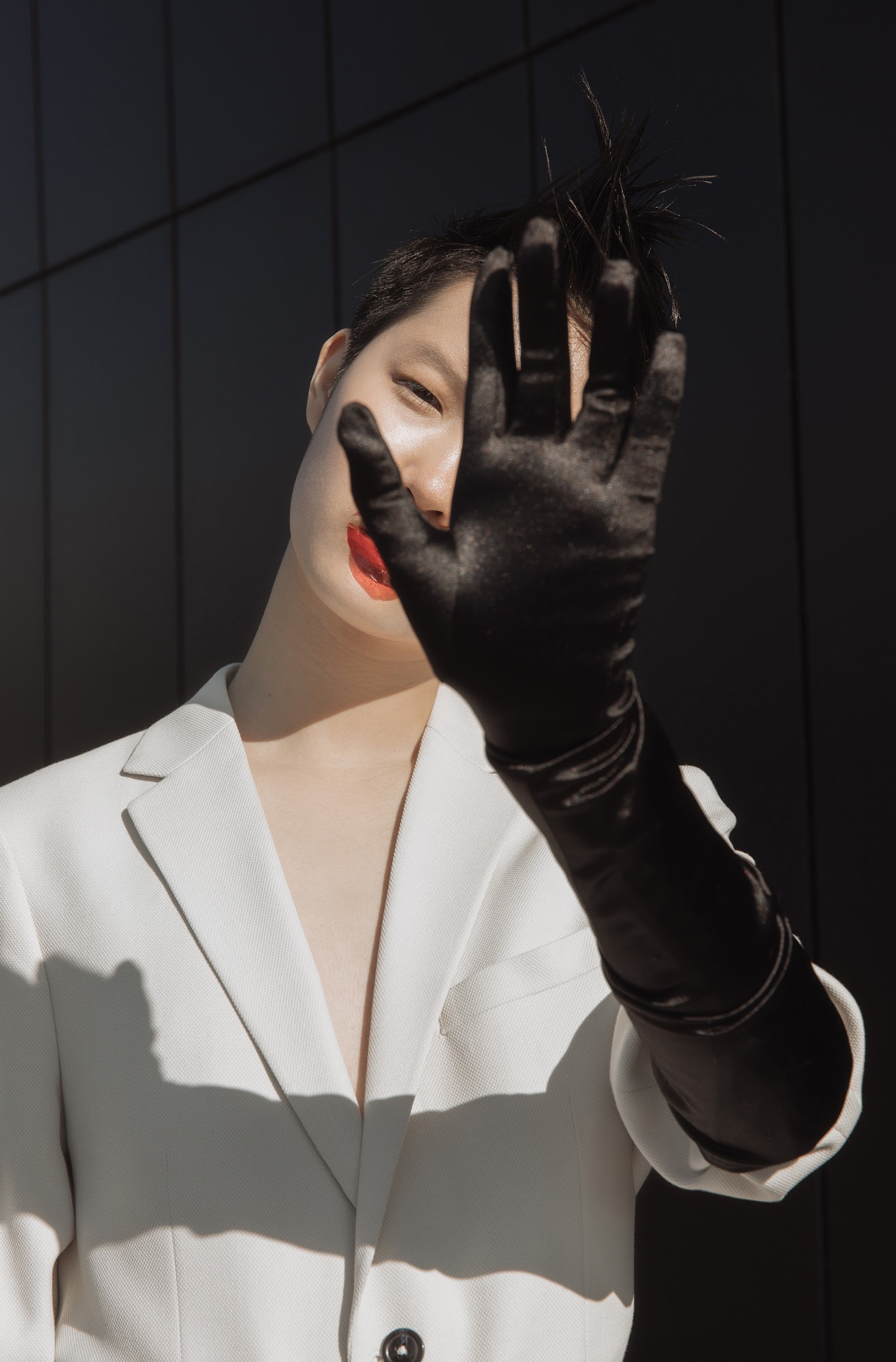 DISCONNECTED — Look 12