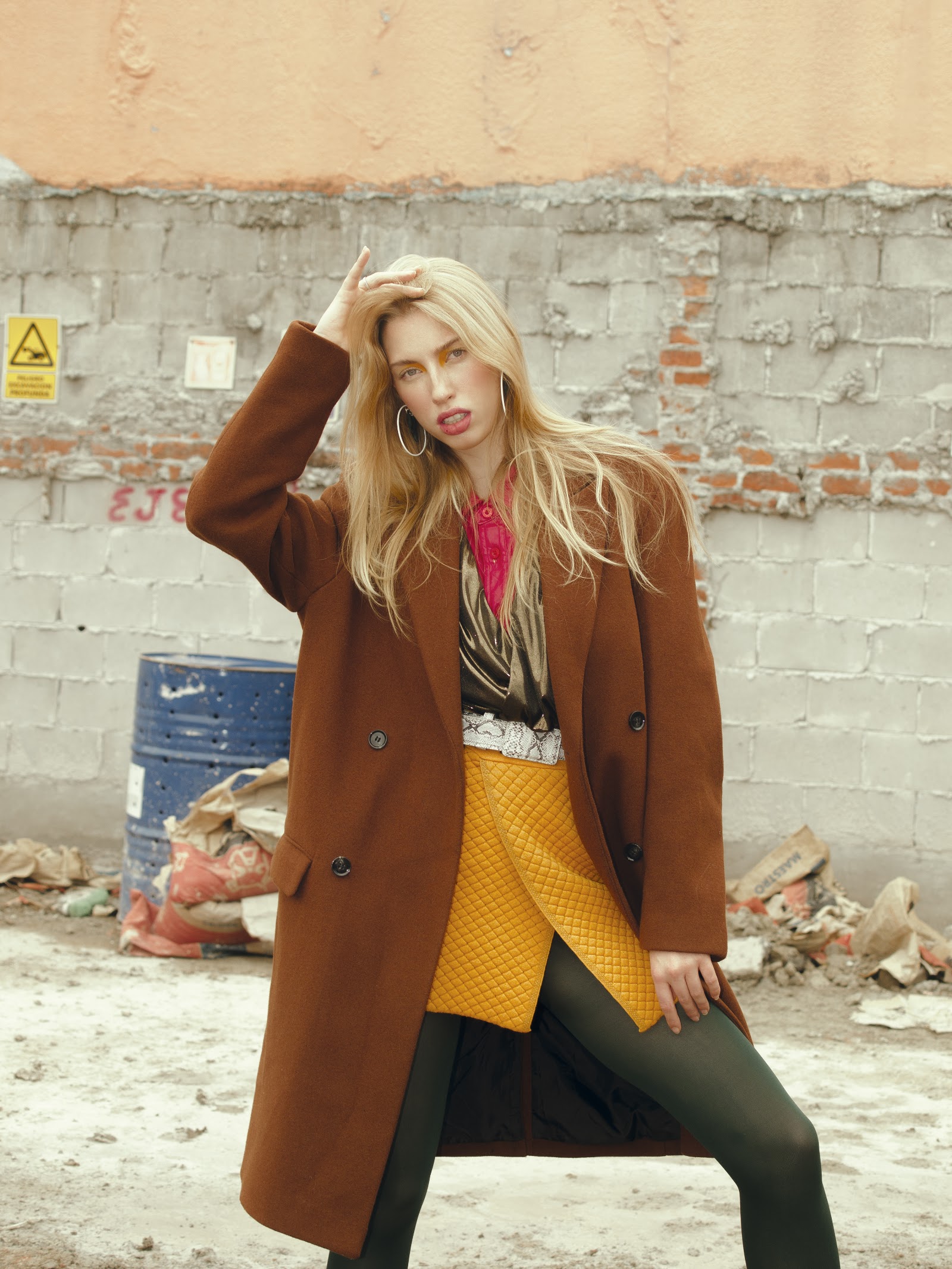 NICE GIRL IN MODERN TIMES — Look 6