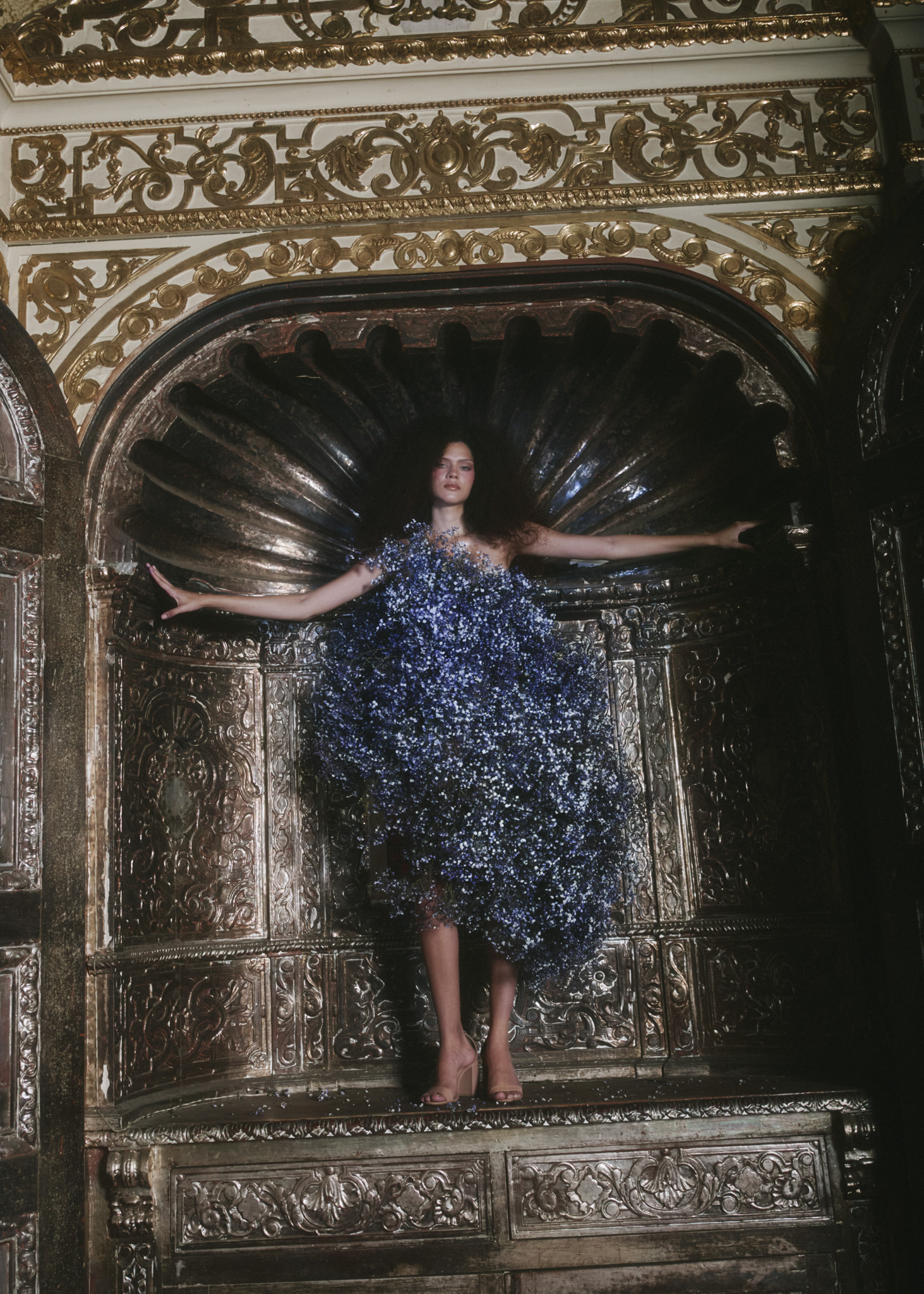 Donde Todo Florece — Look 2