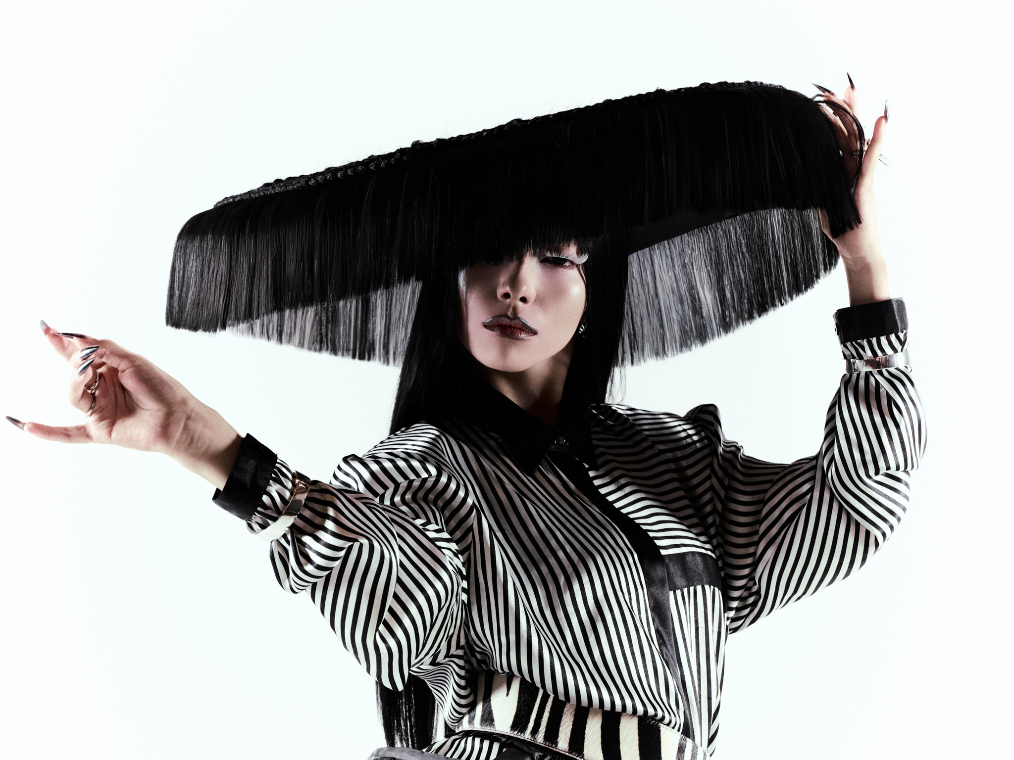 Form & Fiber — Look 1