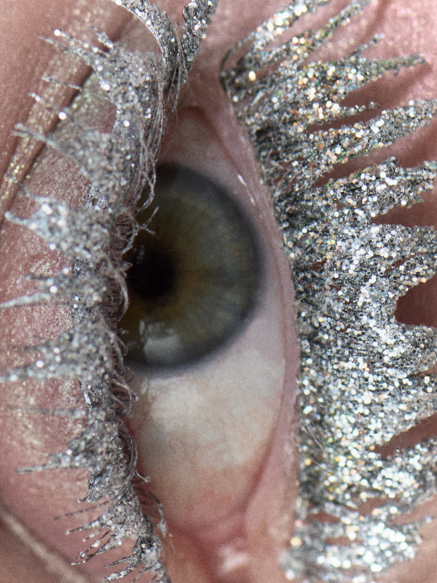 2056 BEAUTY TREND — futuristic fashion editorial, Look 2 · @makeupforever Glitters