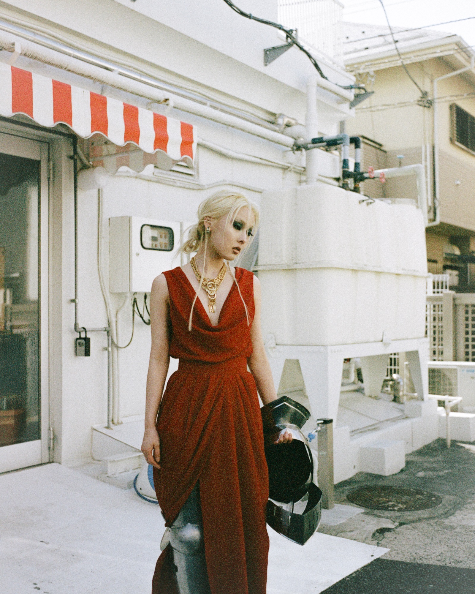 ARMORE — Look 7