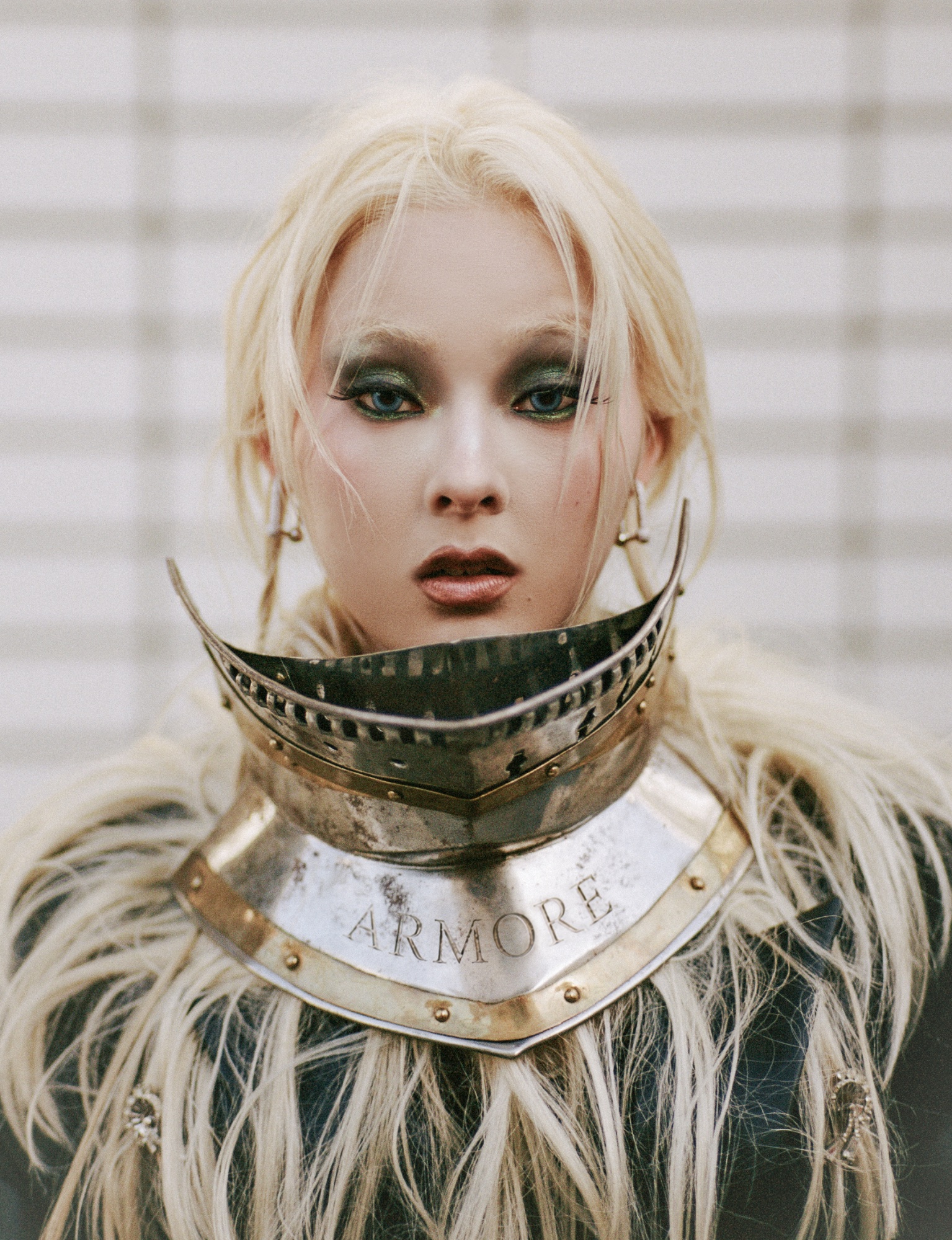 ARMORE — Look 15