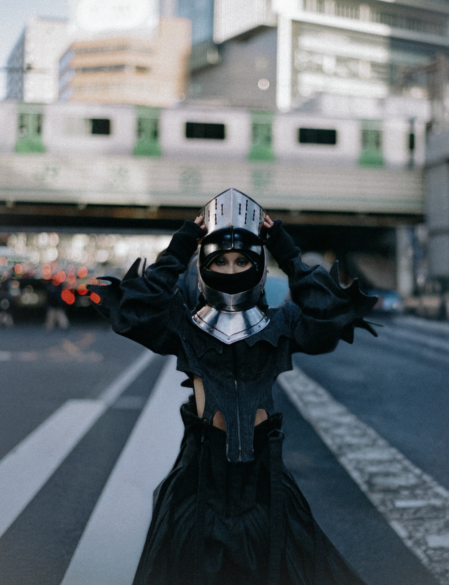 ARMORE — Look 18