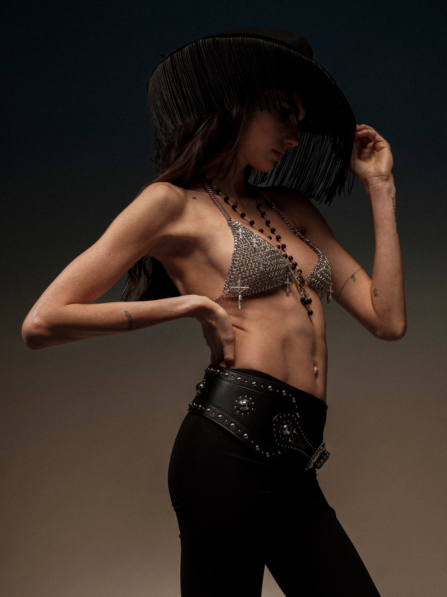 Bounty Law — Look 8