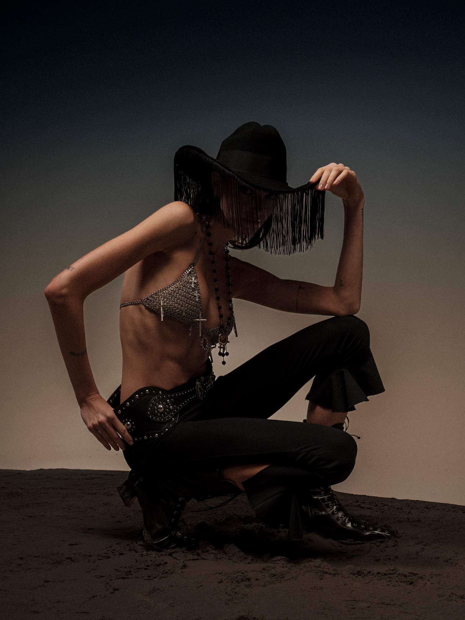 Bounty Law — Look 9
