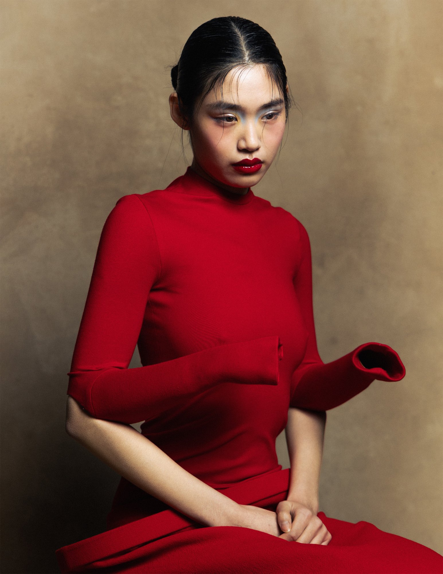 The Red Dragon — Look 9