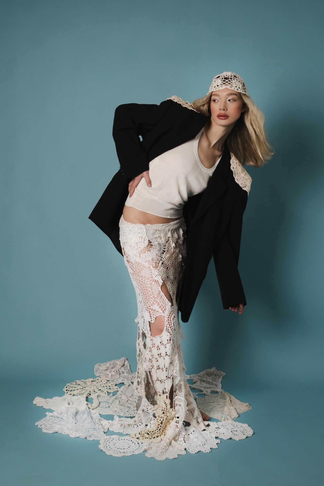 THE ARCHITECTURE OF HER — Look 11