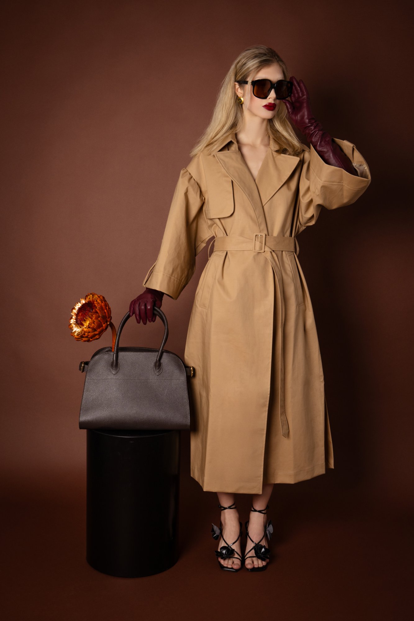 THE ARCHITECTURE OF HER — Look 12