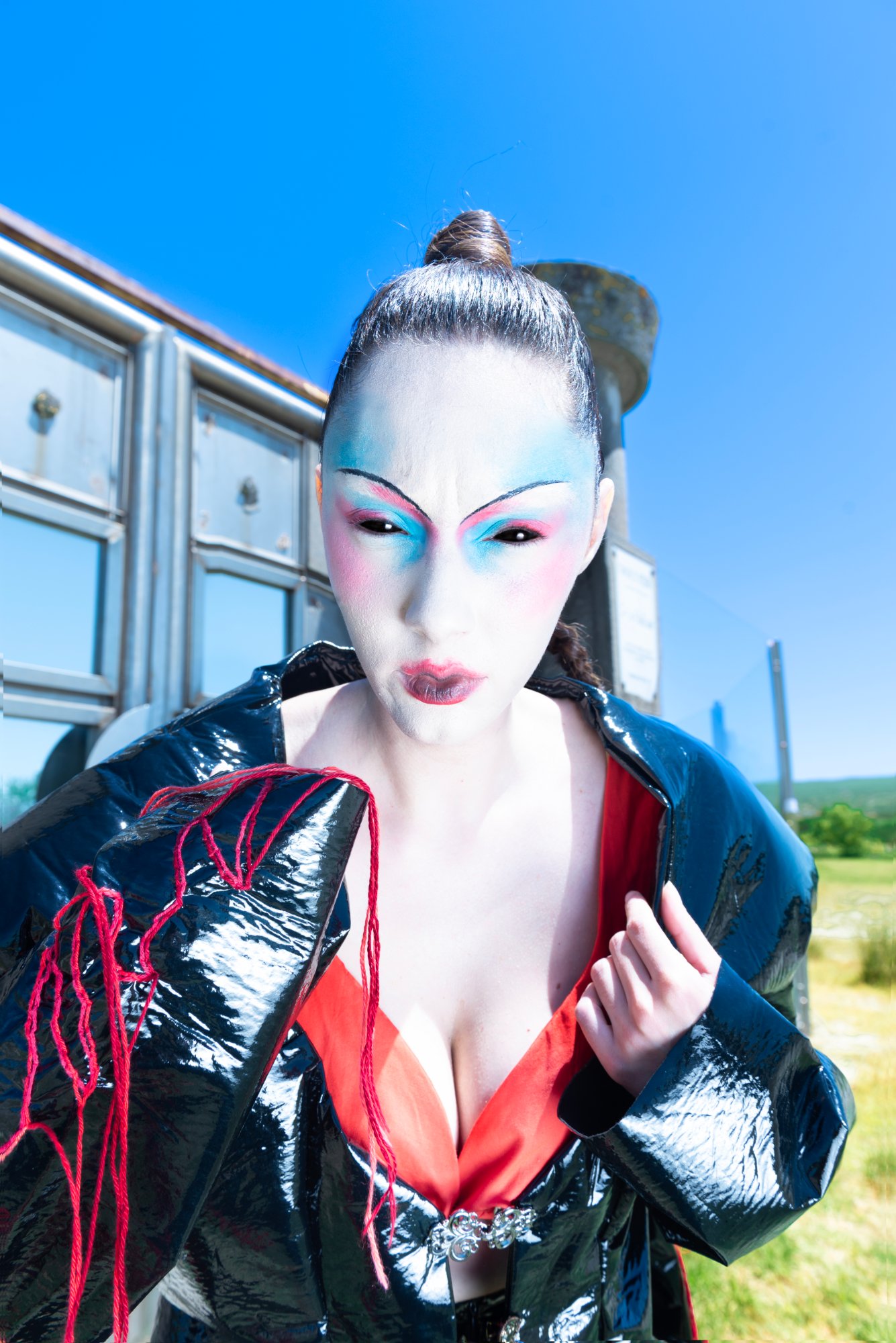 UnWelcome neo queen — Look 5