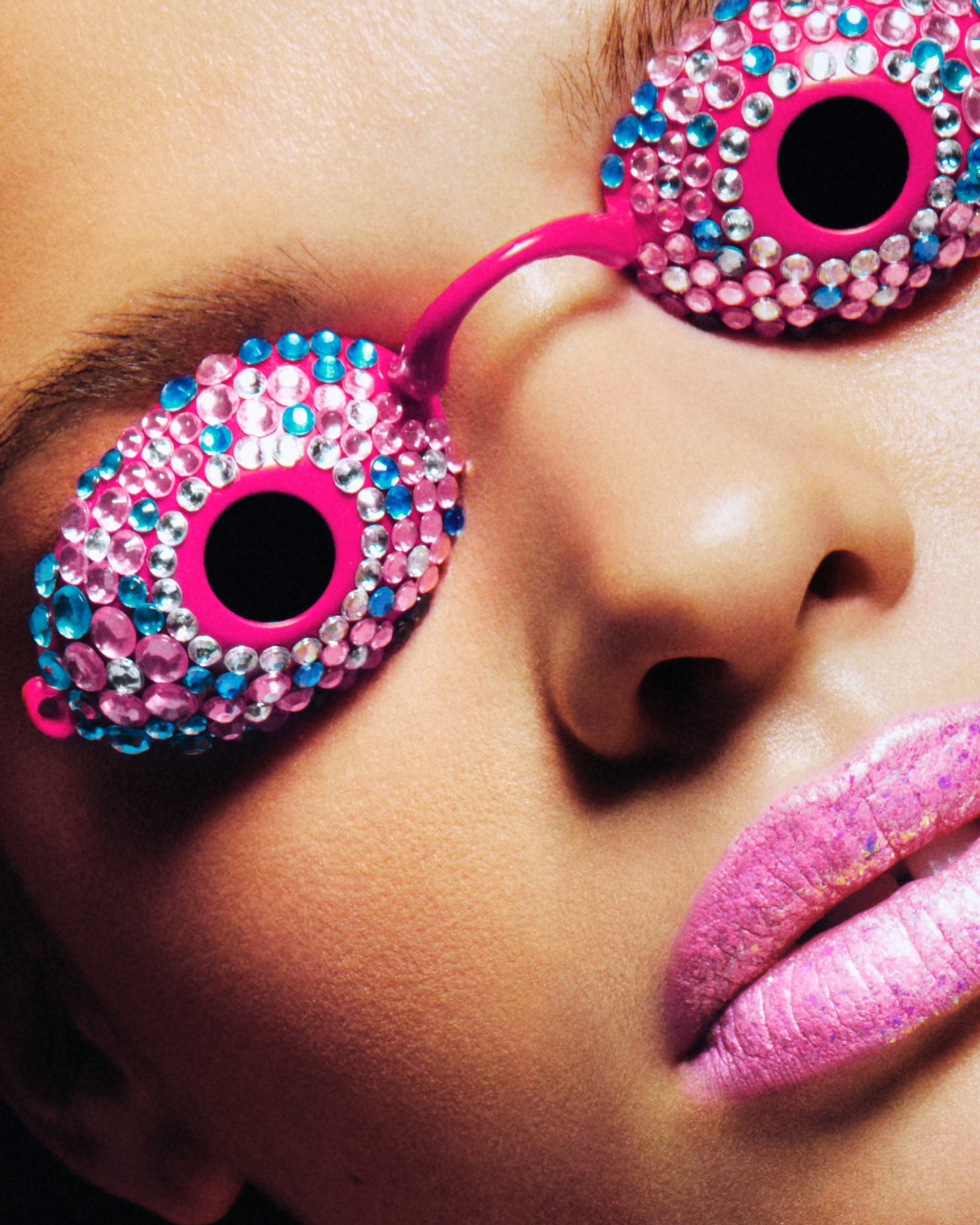 Poolside Fantasy — Look 11