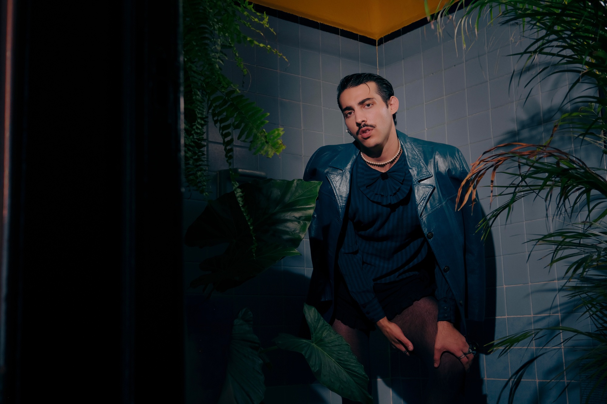 Voyeurs Room — Look 7