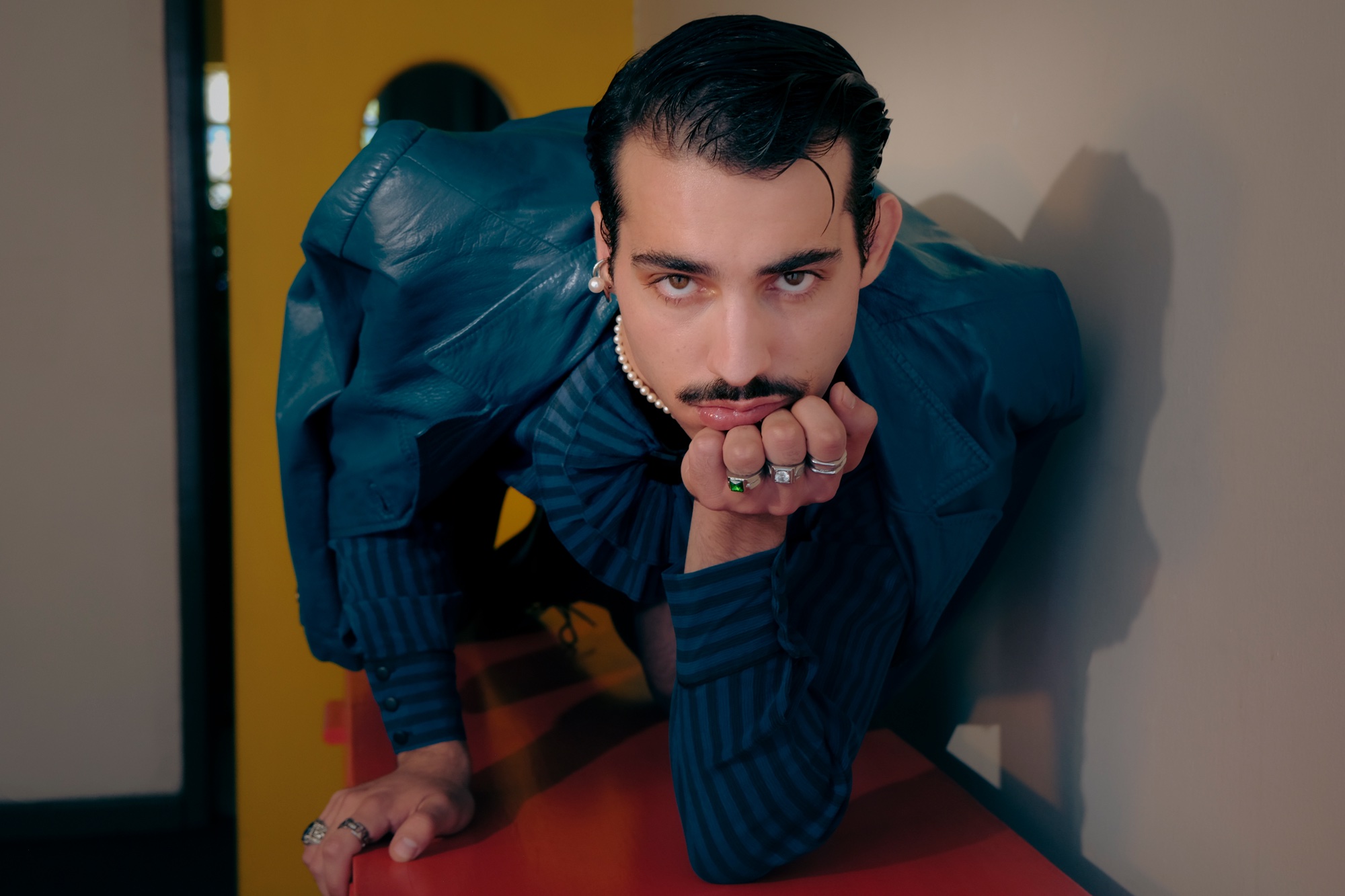 Voyeurs Room — Look 8