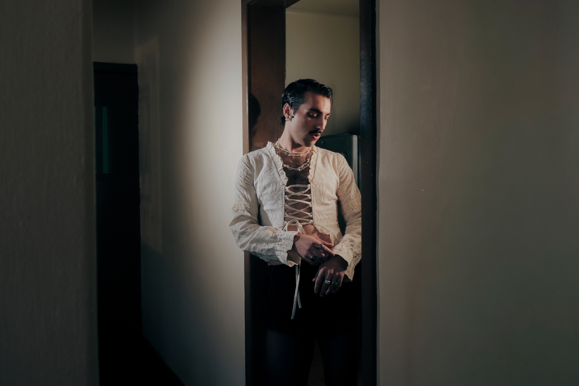 Voyeurs Room — Look 9