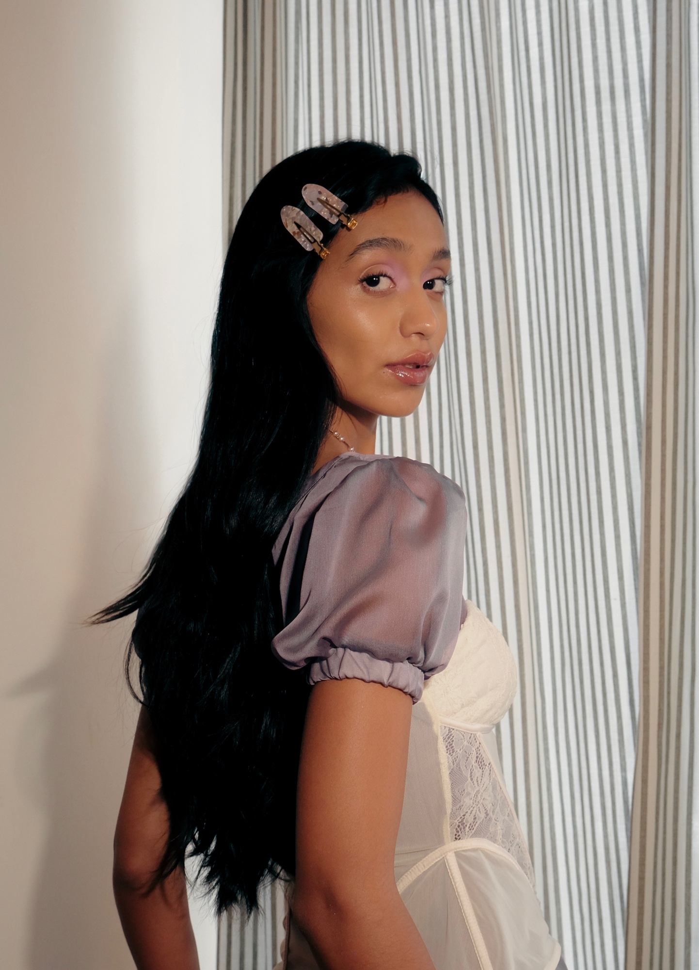 Voyeurs Room — Look 10