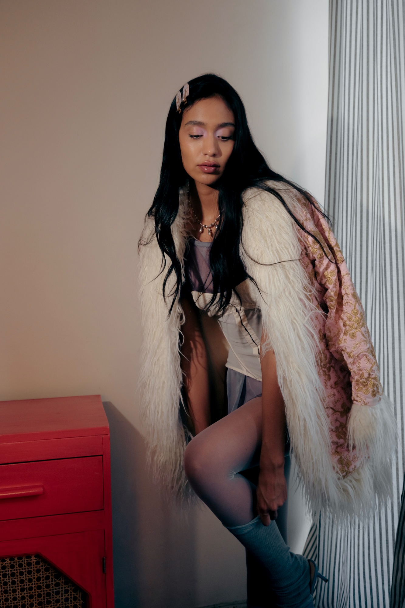 Voyeurs Room — Look 11