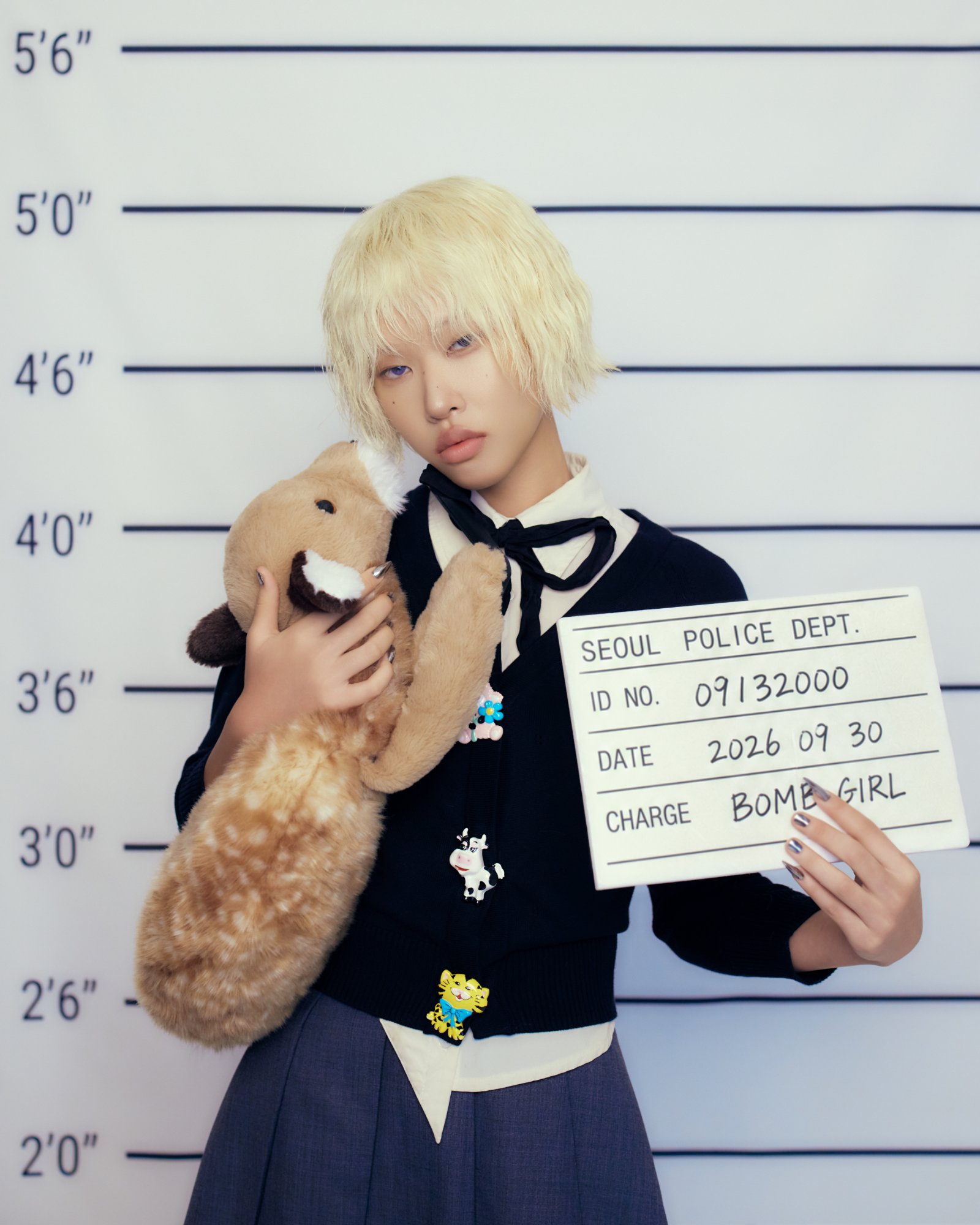 Bomb Girl — FASHION fashion editorial, Look 2 · 1oooinye Top